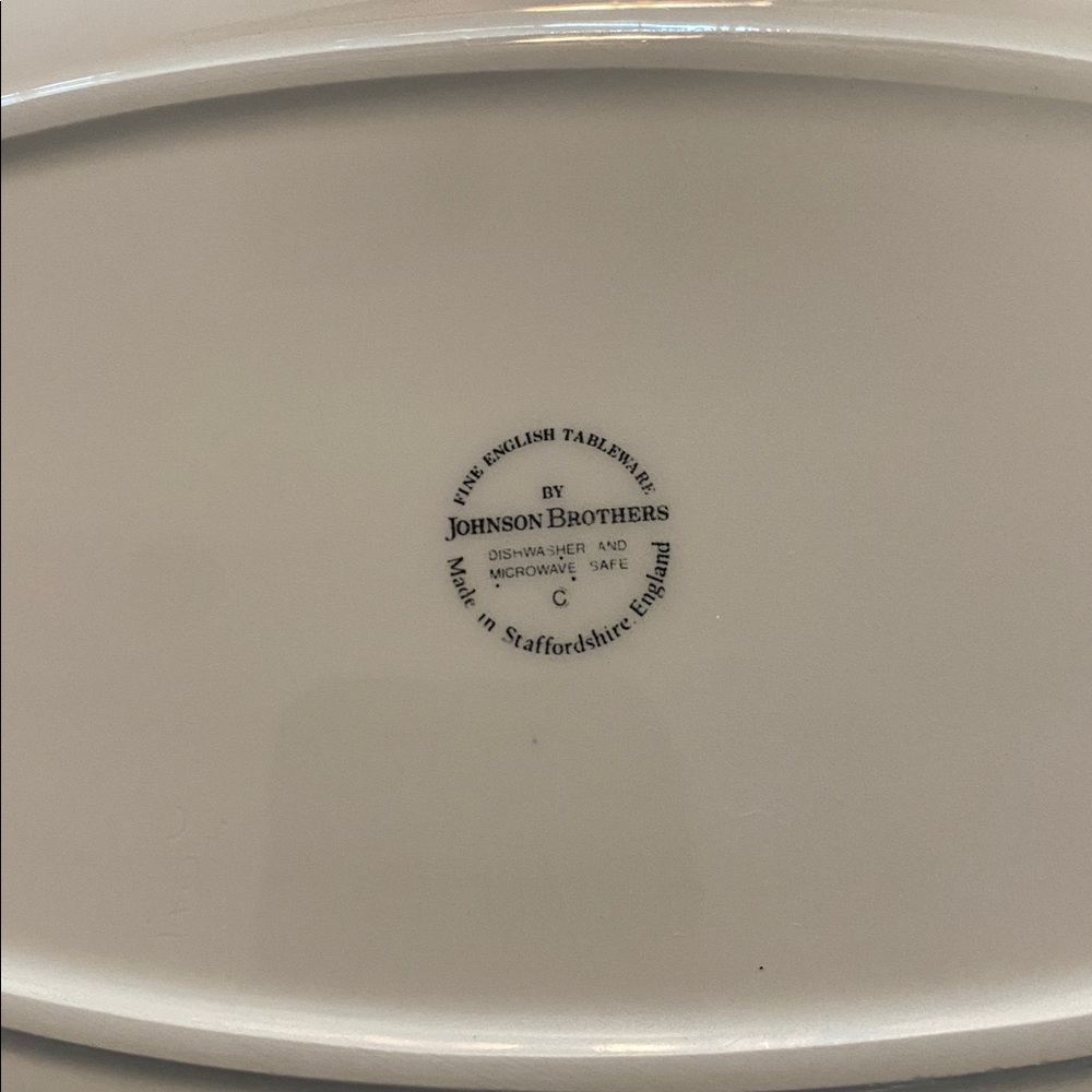 Johnson Brothers Blue and white platter - Picture 4 of 4